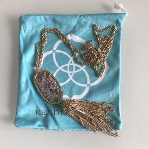 Kendra Scott necklace